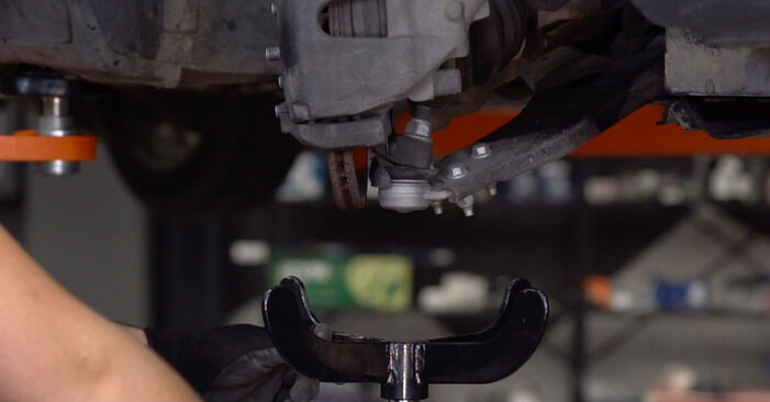 Wie schmierig ist es, selber zu reparieren: Domlager beim Ford Kuga Mk1 2.5 4x4 2009 wechseln – Downloaden Sie sich Bildanleitungen