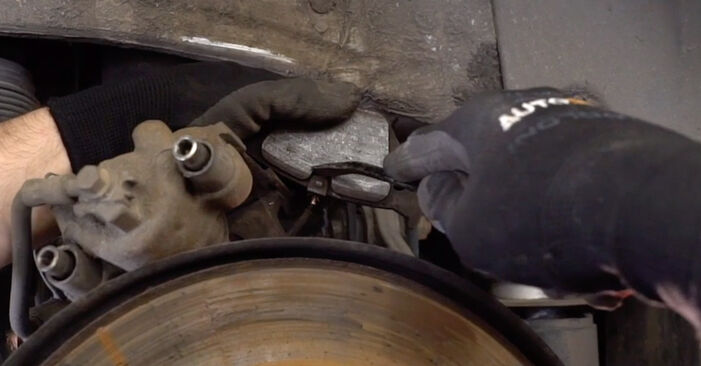 Changing Brake Pads on BMW 7 (E38) 735 i, iL 1997 by yourself