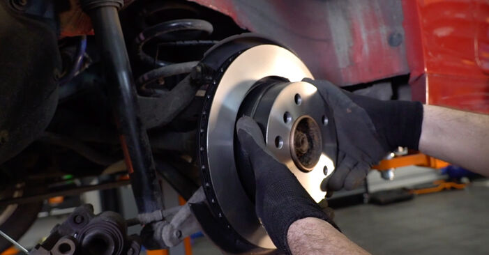 How to remove BMW 3 SERIES 318td 2.0 2005 Brake Discs - online easy-to-follow instructions