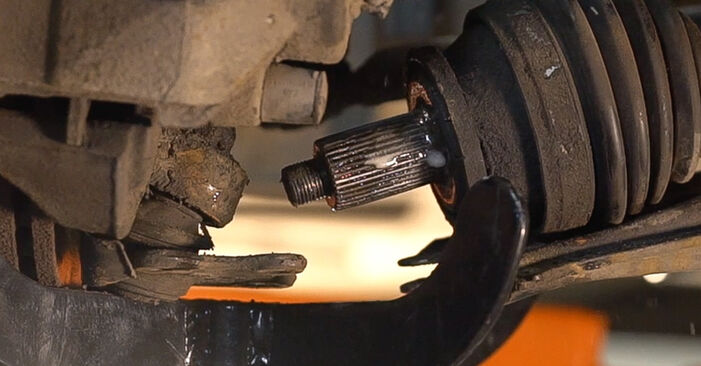AUDI A2 1.4 Strut Mount replacement: online guides and video tutorials