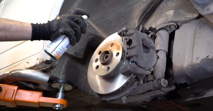 Step-by-step recommendations for DIY replacement VW T4 2003 1.9 D Brake Discs