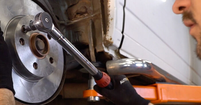 Hvordan man fjerner VW TRANSPORTER Bremseskiver - nem at følge online instruktioner