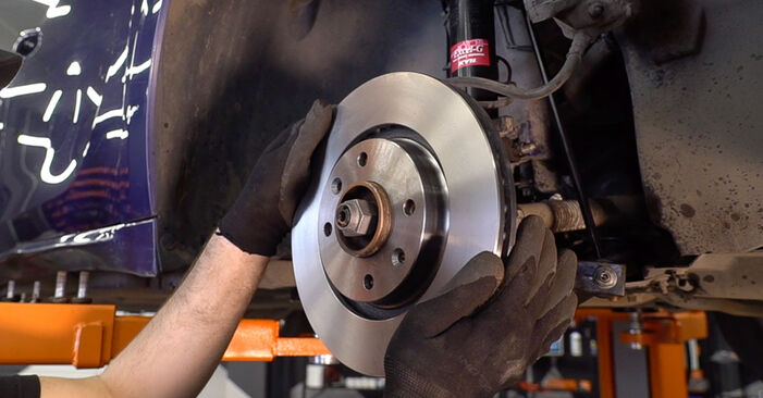 Peugeot 208 Van 1.6 HDi 92 2014 Brake Discs replacement: free workshop manuals