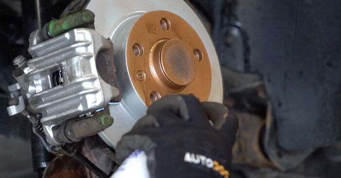 How to change Brake Calipers on Seat Ibiza 6j Estate 2010 - free PDF and video manuals