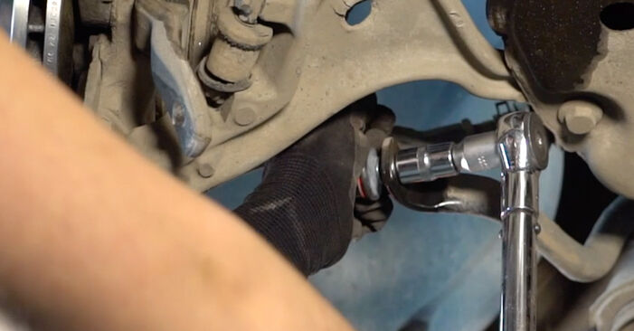 Replacing Anti Roll Bar Links on Volvo v70 1 1999 2.5 TDI by yourself