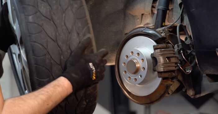 Changing Brake Calipers on AUDI TT Coupe (8J3) 1.8 TFSI 2009 by yourself