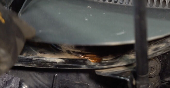 Ersetzen Sie Federn am VW Beetle Cabrio (5C7, 5C8) 1.2 TSI 16V 2014 selber