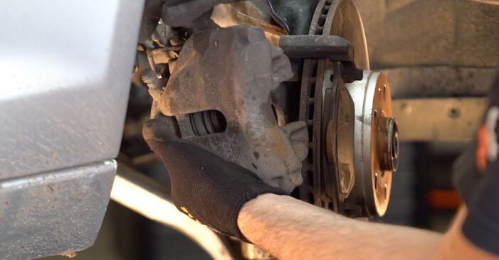 AUDI A6 2.0 Brake Pads replacement: online guides and video tutorials