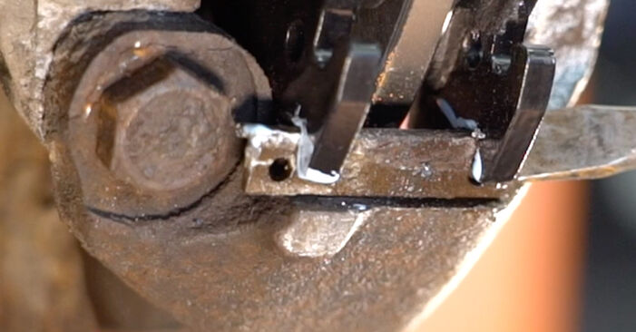 206 SW (2E/K) 1.6 HDi 110 2013 Brake Pads DIY replacement workshop manual