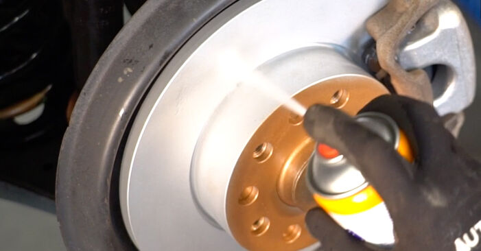 Cómo cambiar Pinzas de Freno en un VW Golf VI Cabrio (517) 2011 - consejos y trucos