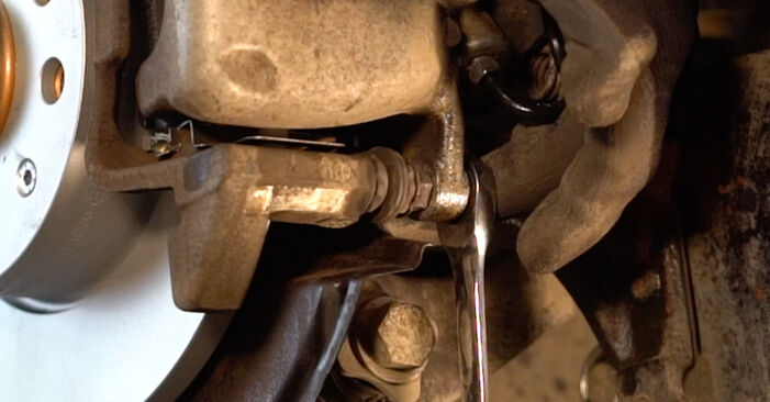 VW PASSAT Bremsekaliber gør-det-selv udskiftnings værksted manual