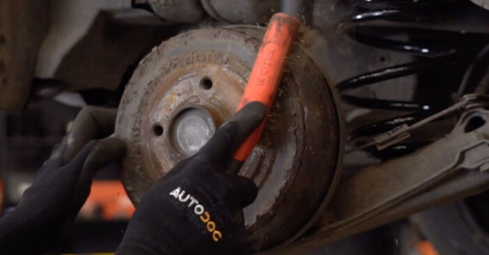 VAUXHALL TIGRA 1.3 CDTI Shock Absorber replacement: online guides and video tutorials