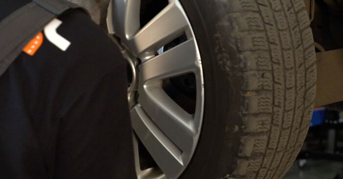 VW Beetle 5c 1.6 TDI 2013 Stoßdämpfer wechseln: Kostenfreie Reparaturwegleitungen
