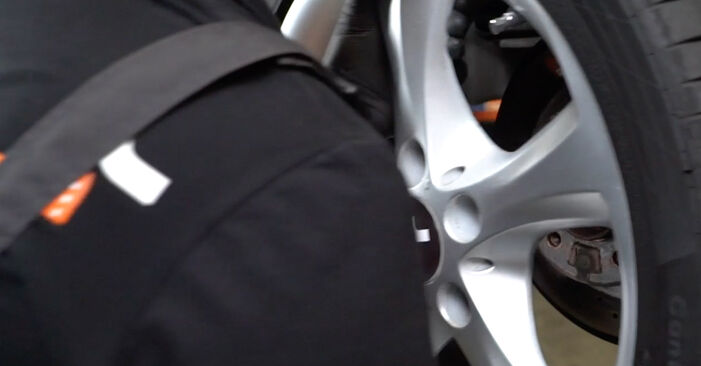 BMW E90 320 i 2006 Brake Pad Wear Sensor replacement: free workshop manuals
