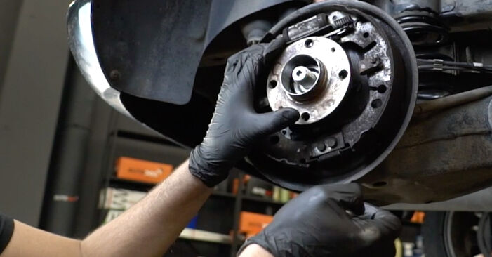 VAUXHALL COMBO 1.7 DTI 16V Wheel Bearing replacement: online guides and video tutorials