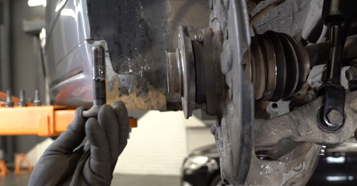 How to remove VW PASSAT 2.8 V6 Syncro/4motion 2000 Wheel Bearing - online easy-to-follow instructions