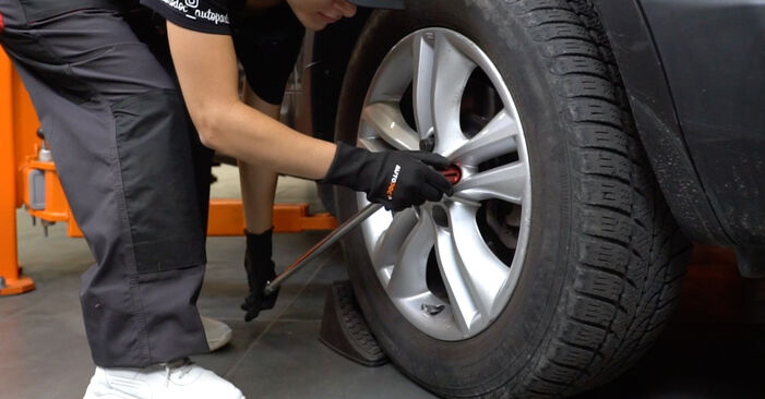 Hvordan skifte Bremseklosser på Nissan Juke f15 2010 – gratis PDF- og videoveiledninger