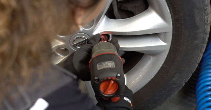 Schimbare Placute Frana Nissan Juke f15 1.6 2012: manualele de atelier gratuite