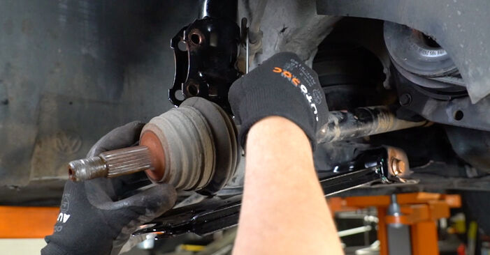 Changing of Wheel Bearing on VW Vento 1h2 1991 won't be an issue if you follow this illustrated step-by-step guide