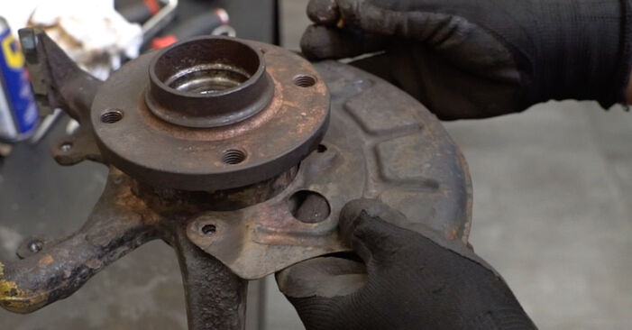 DIY replacement of Wheel Bearing on VW Vento (1H2) 1.9 TD 1997 is not an issue anymore with our step-by-step tutorial