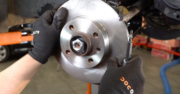 How to change Wheel Bearing on Passat 3a5 1988 - free PDF and video manuals