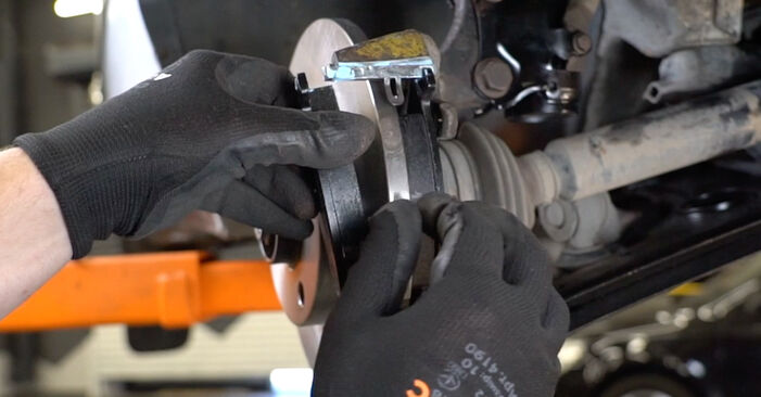 VW CADDY Roulement de roue remplacement: guides en ligne et tutoriels vidéo