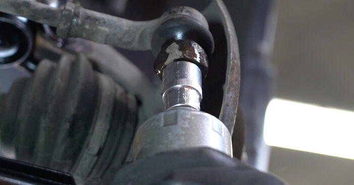 Substituir Rulment roata VW POLO caroserie (86CF) 1.4 D 1994 - tutorialul online