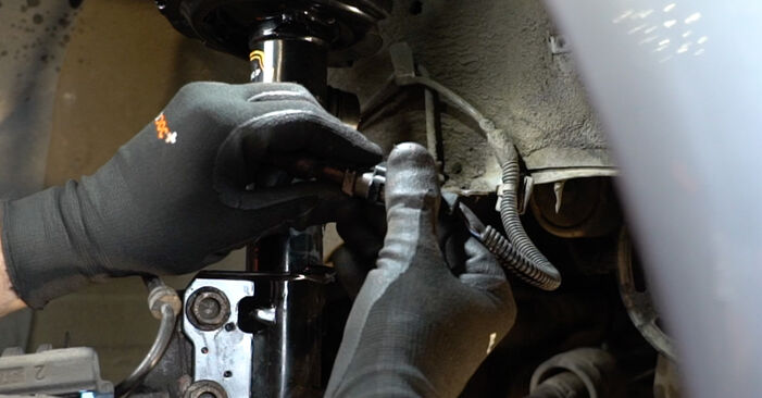 Schimbare Rulment roata Opel Corsa C Van 1.7 DI 16V (F08, W5L) 2002: manualele de atelier gratuite