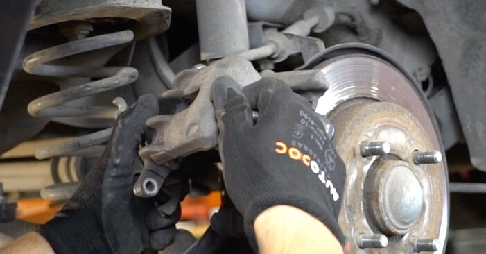 Wie lange benötigt das Auswechseln der Teile: Bremsbeläge beim Ford Fiesta Mk5 2009 - Detailliertes PDF-Tutorial