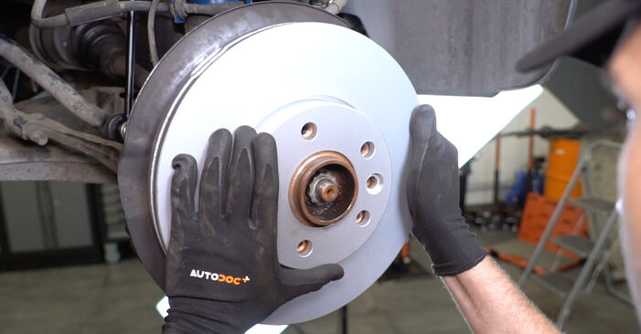 How to replace VW Touareg (7LA, 7L6, 7L7) 2.5 R5 TDI 2003 Brake Discs - step-by-step manuals and video guides