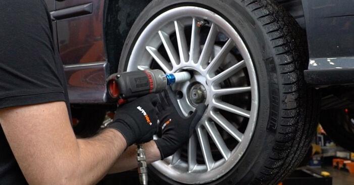 How to replace BMW 7 (E32) 730 i, iL 1987 Wheel Bearing - step-by-step manuals and video guides