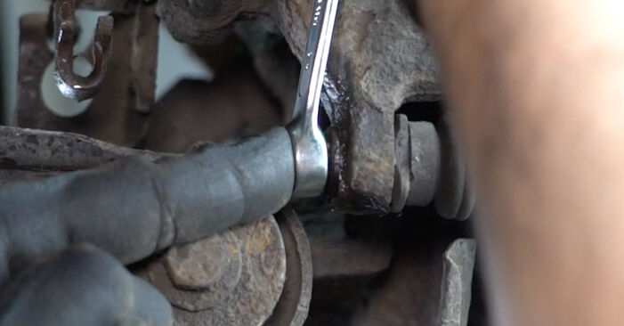 Wie schmierig ist es, selber zu reparieren: Bremsscheiben beim Ford Mondeo Mk3 ST220 3.0 2006 wechseln – Downloaden Sie sich Bildanleitungen