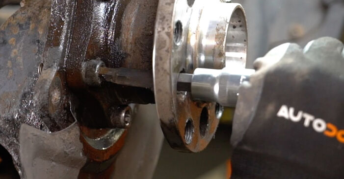 How to change Wheel Bearing on Audi A6 C5 Saloon 1997 - free PDF and video manuals
