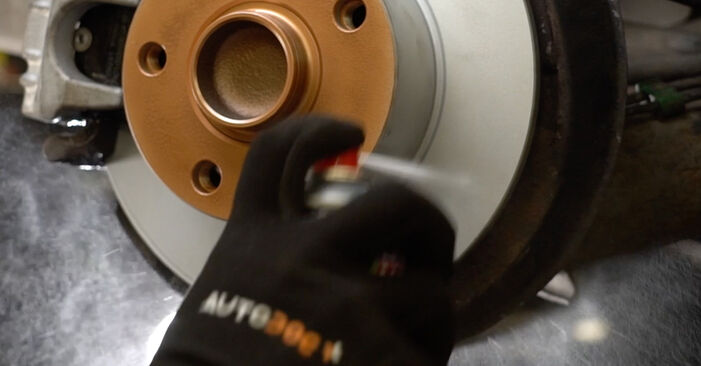 Changing Wheel Bearing on AUDI A6 Saloon (4B2, C5) 1.9 TDI 2000 by yourself