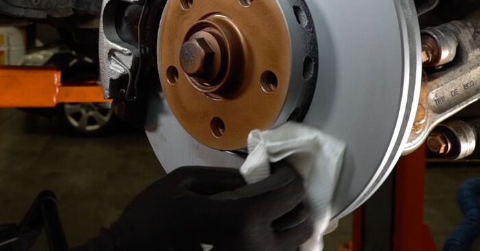 Wie man Bremssattel beim VW TIGUAN (5N_) 2012 austauscht – Downloaden Sie sich PDF-Anleitungen und Video-Tutorials