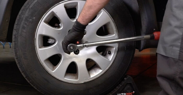 DIY replacement of Brake Calipers on VW PASSAT (3B2) 1.6 1998 is not an issue anymore with our step-by-step tutorial