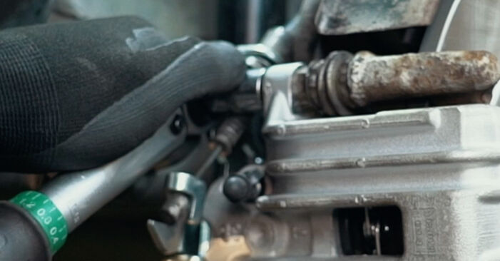 Substituir Rulment roata VW Caddy II Break (9K9B) 1.4 1999 - tutorialul online
