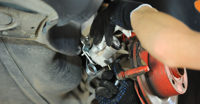 Replacing Brake Calipers on VW Polo Classic 6kv 2005 1.4 by yourself