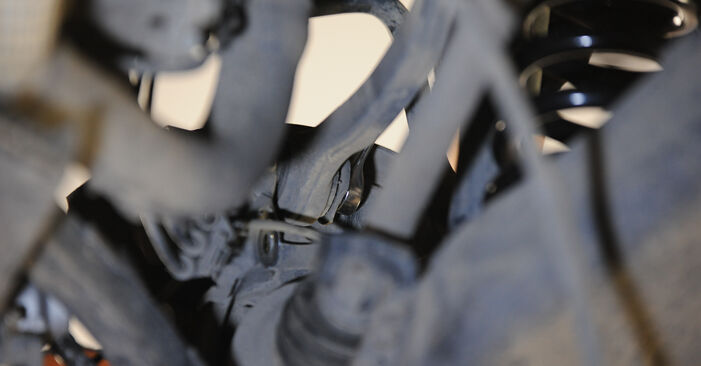 Wie schmierig ist es, selber zu reparieren: Radlager beim Mercedes X218 CLS 350 d 3.0 4-matic (218.994) 2012 wechseln – Downloaden Sie sich Bildanleitungen