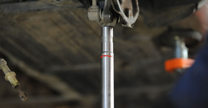 Wie man Radlager am MERCEDES-BENZ CLS Shooting Brake (X218) 2012 ersetzt - Hinweise und Ratschläge