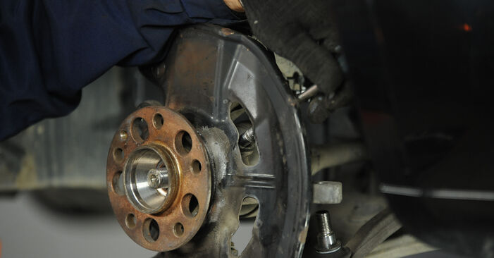 How to change Wheel Bearing on W245 2005 - free PDF and video manuals