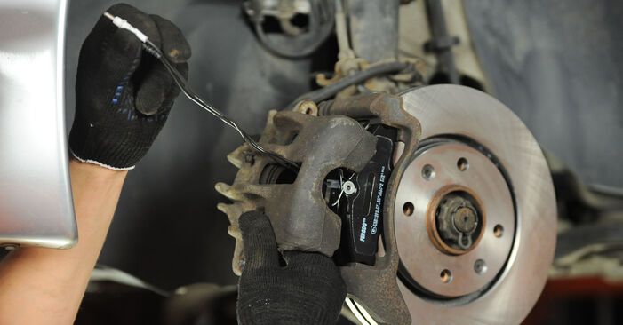 DIY replacement of Brake Pads on CITROËN ZX (N2) 1.9 DT 1996 is not an issue anymore with our step-by-step tutorial
