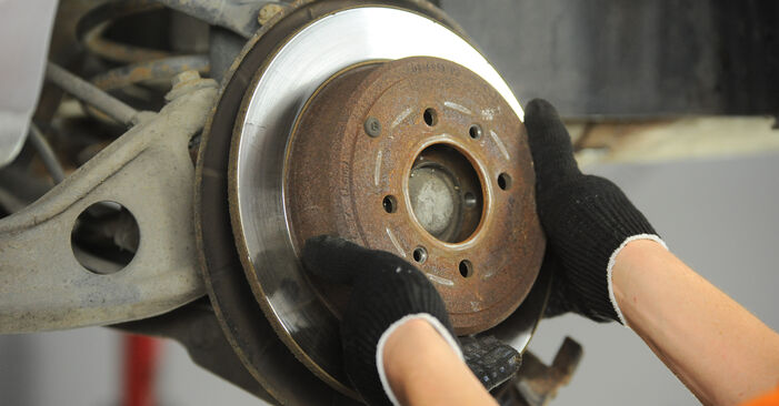 406 Break (8E/F) 2.2 1998 Brake Discs DIY replacement workshop manual