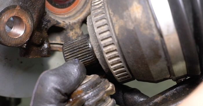 Hinweise des Automechanikers zum Wechseln von SEAT Alhambra (7V8, 7V9) 2.0 i 2010 Stoßdämpfer