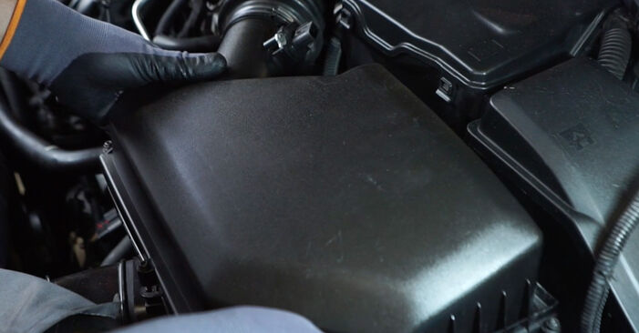 Luftfilter Ihres Volvo S80 II 2.4 D5 2014 selbst Wechsel - Gratis Tutorial