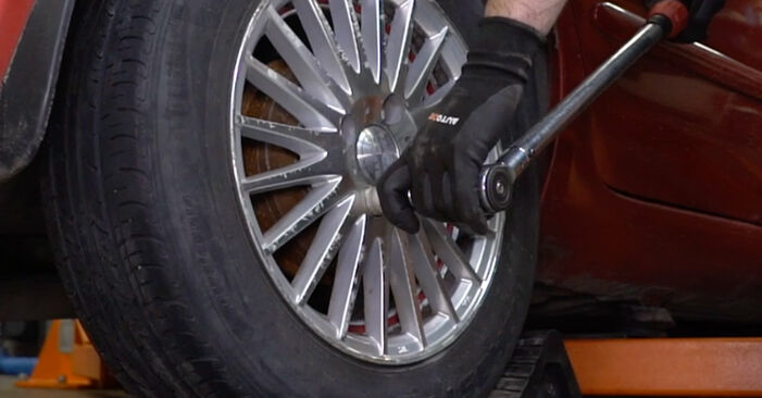 Wie schmierig ist es, selber zu reparieren: Radlager beim Dacia Sandero sd 1.2 16V LPG 2014 wechseln – Downloaden Sie sich Bildanleitungen