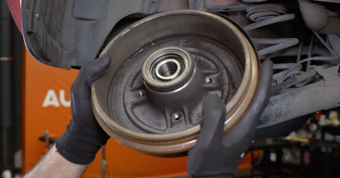 Vanskelighetsgrad: Bytte av Hjullager på Dacia Sandero sd 1.2 16V LPG 2014 – last ned illustrert veiledning
