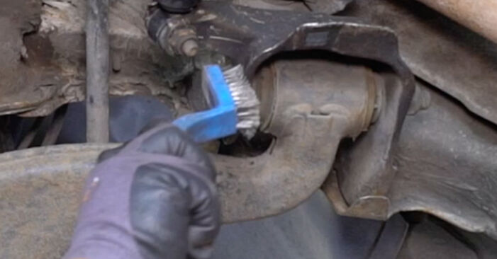 Replacing Suspension Ball Joint on MERCEDES-BENZ COUPE (C124) 1990 300 CE 3.0 (124.050) by yourself