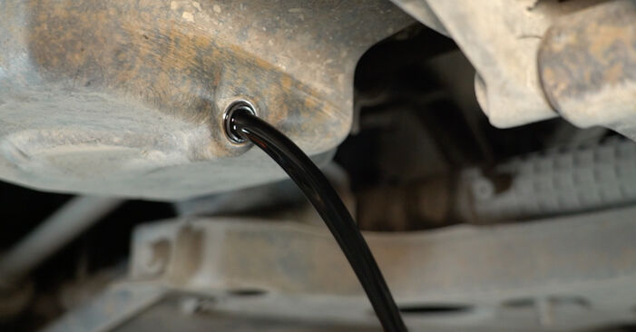Wie lange braucht der Teilewechsel: Ölfilter am Ford Transit Mk7 Kastenwagen 2014 - Einlässliche PDF-Wegleitung