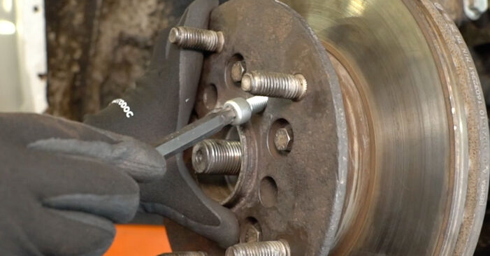 Hvordan skifte FORD TRANSIT 2013 Hjullager trinn–for–trinn veiledning
